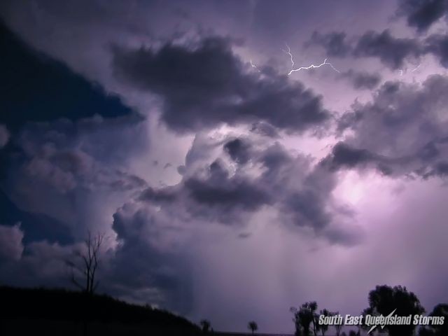 Massive storm with rain/hailshafts, near Baan Bah, NSW