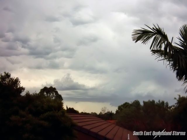 Afternoon thunderstorm starting to build