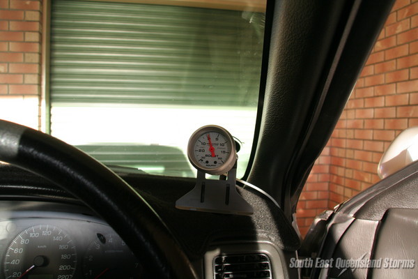 March 2009 - I decide to play things safe and get a boost gauge (my GPS holder made a good temporary location :D)