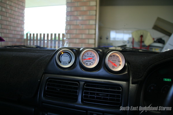 New air/fuel ratio meter, boost gauge and oil pressure gauge (not hooked up yet) in the custom dash pod