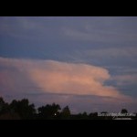 Evening storm with backshear to the south